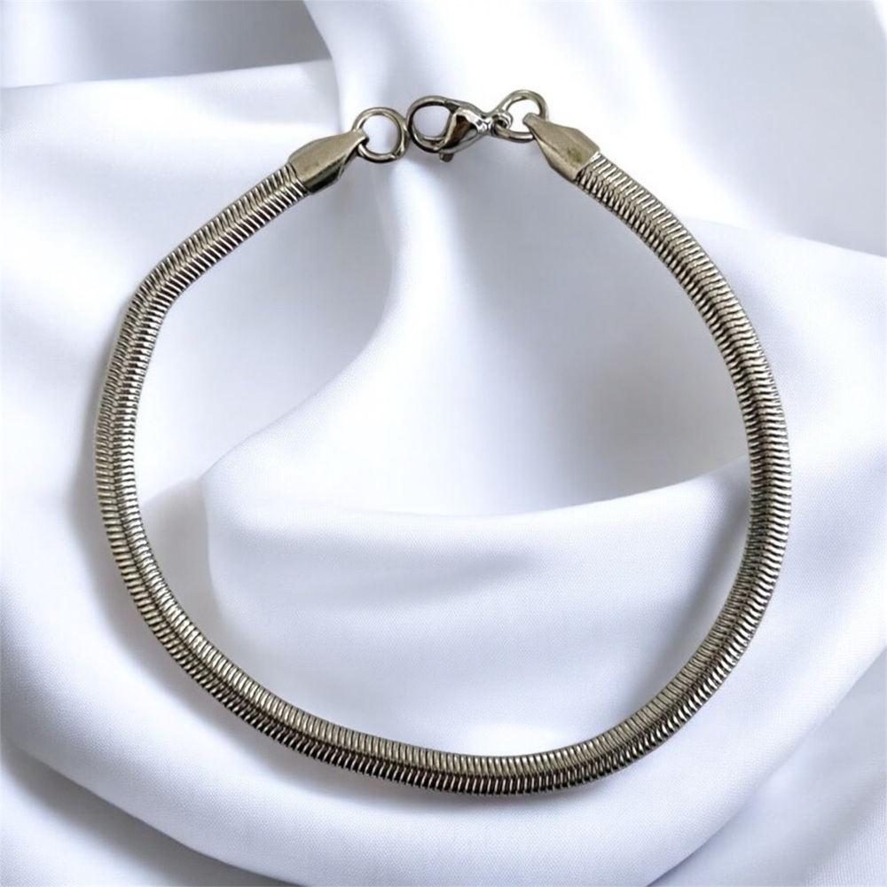 Herringbone Stainless Steel 8.3 inch long and 4mm width bracelet - Final Price!
